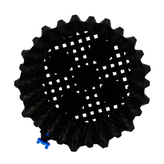 Vue du dessus du pot Air Grow 6L montrant la base grillagée pour un drainage efficace et une aération maximale des racines en jardinage intérieur.