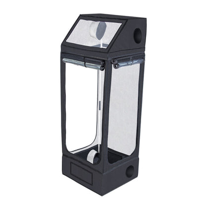 Tente de culture extérieure PROBOX OUTDOORPRO 80 avec fenêtres ouvertes pour l'exposition à la lumière naturelle.